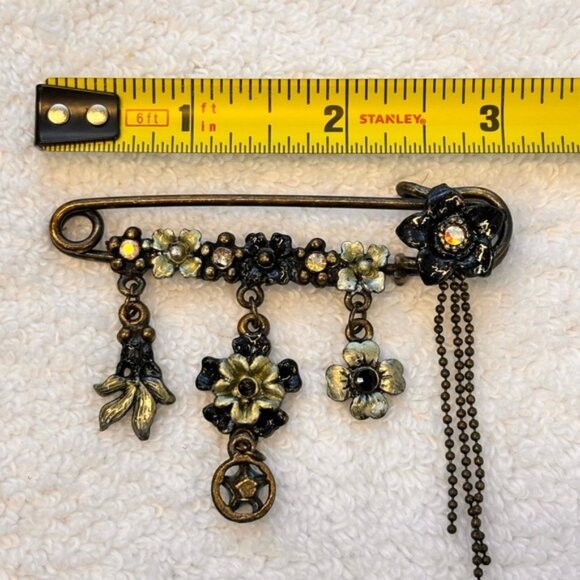 Vintage safety pin flower brooch - Picture 9 of 10